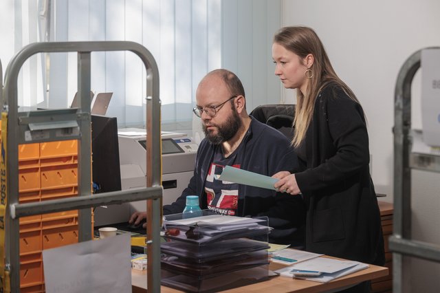 Entreprise handirect, les salariés au travail