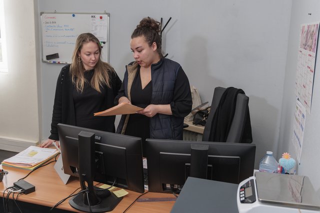 Entreprise handirect, les salariés au travail