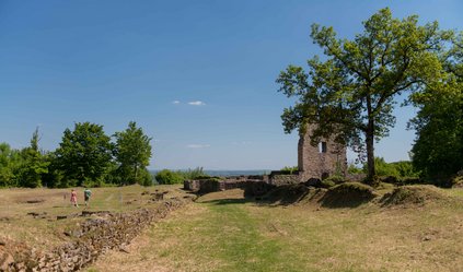 vestiges d'un prieuré roman du XIème siècle