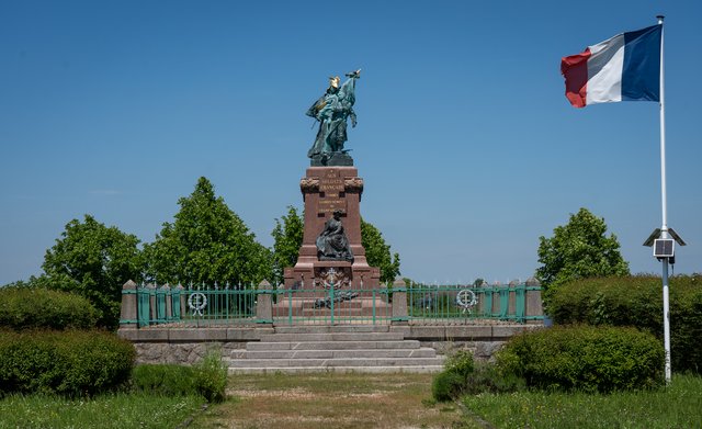 Noisseville monument du souvenir français