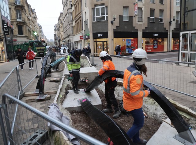 chantier de la serpentine. Ouvrier au travail.