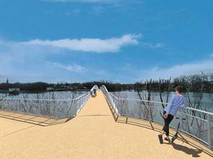 La passerelle Wadrineau vue d'une entrée de la passerelle